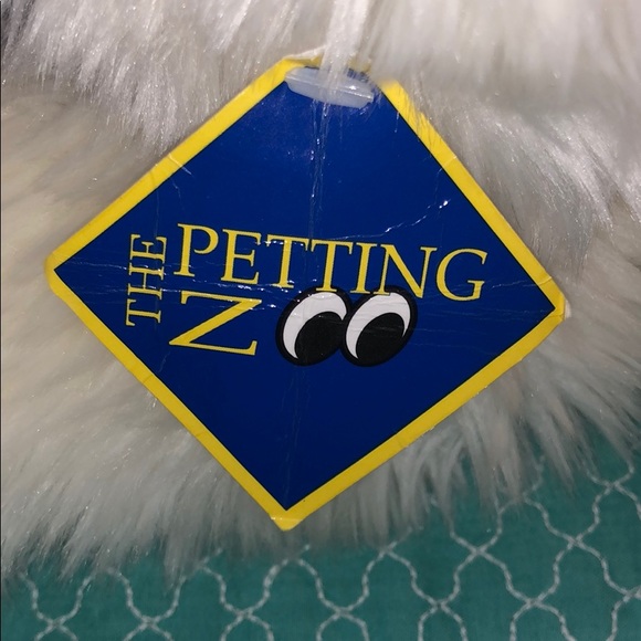 Hershey Park Dog Stuffed Animal - Picture 8 of 9